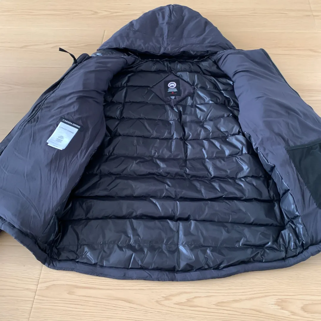 Style No.: Y 171 5078M Lodge Men's Short Hooded Lightweight Style Color: Black Size: S M L XL XXL